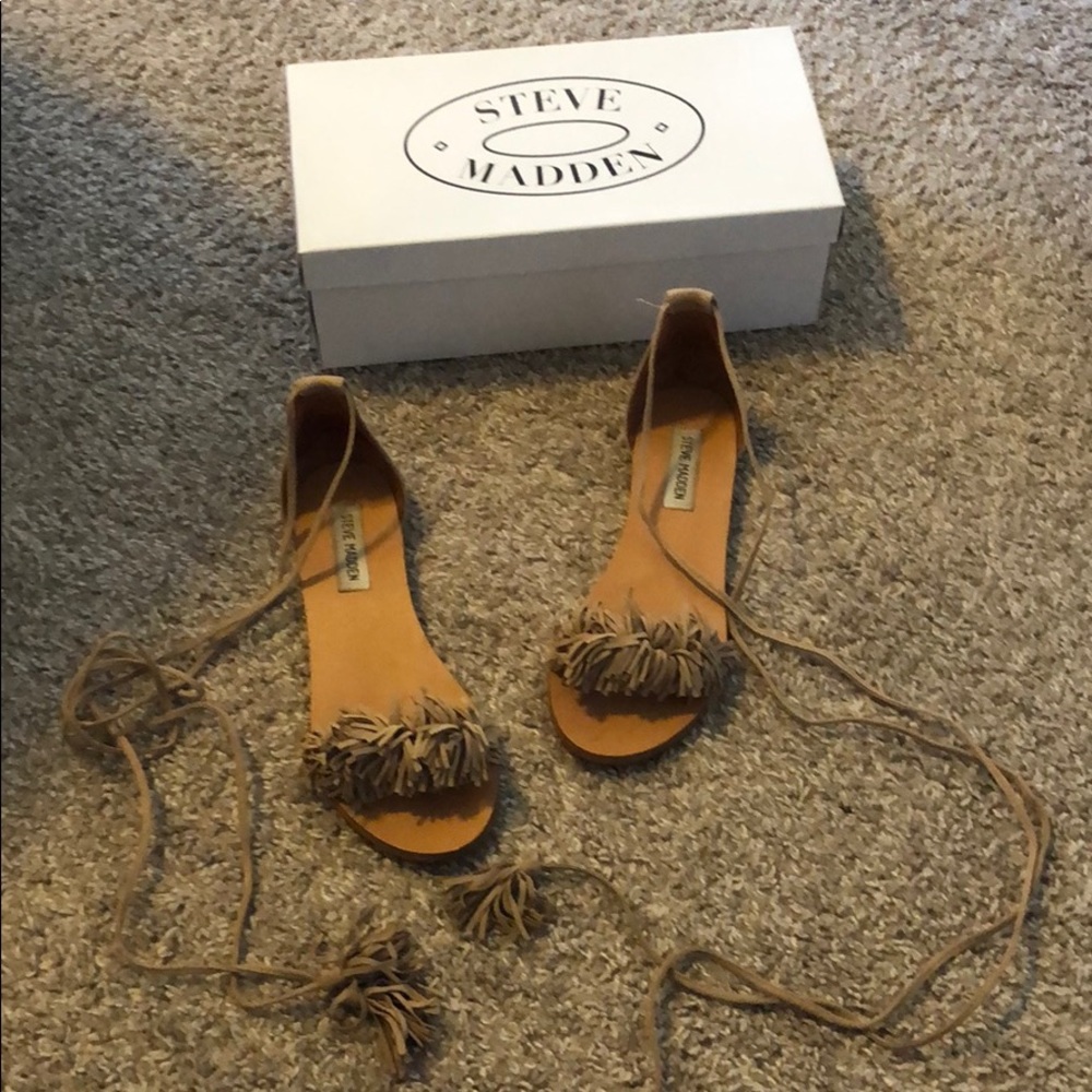 Steve Madden suede sandals in neutral color